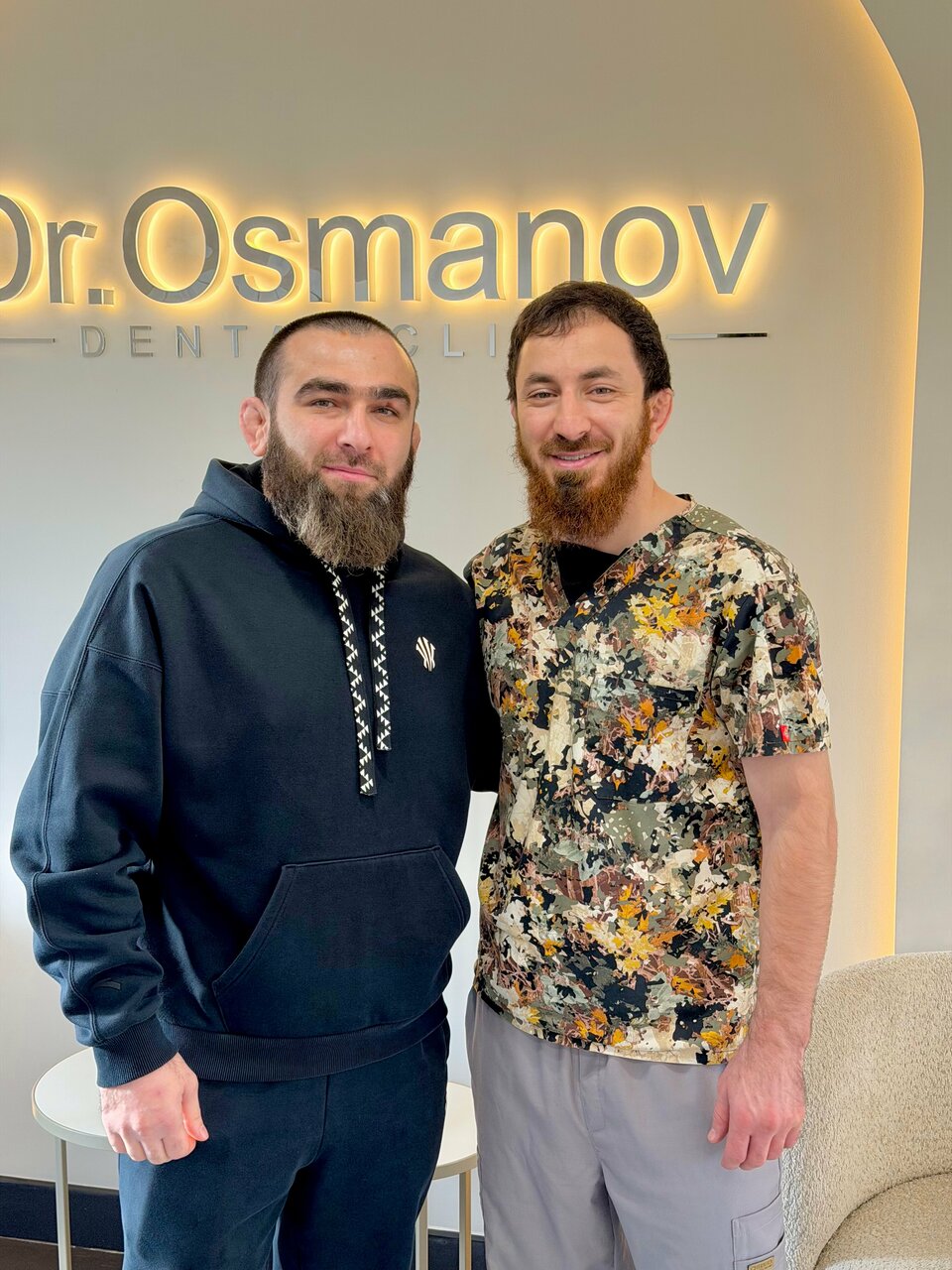 Доктор с гостем